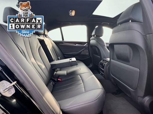 Used 2023 BMW 530e xDrive image 25