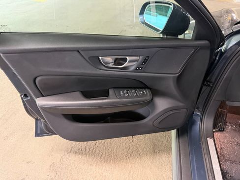 Certified 2024 Volvo V60 B5 Cross Country Plus AWD/4WD image 9