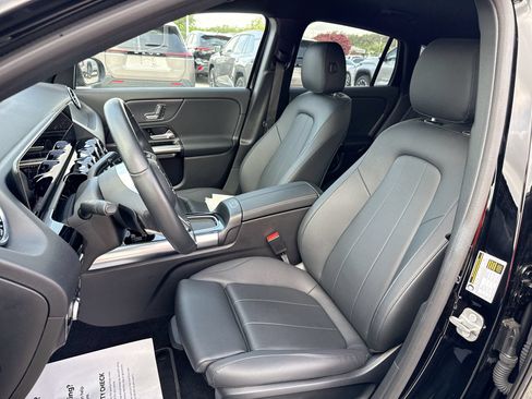 Used 2025 Mercedes-Benz GLA 250 image 13