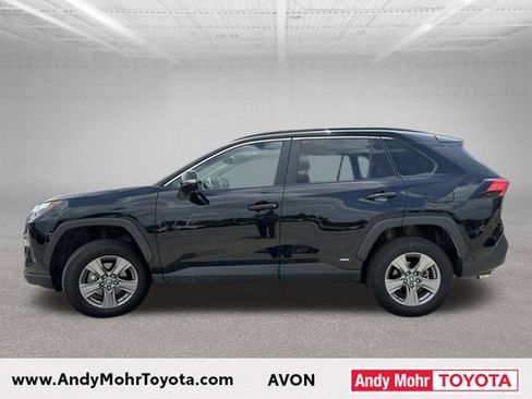 Used 2023 Toyota RAV4 LE AWD/4WD image 5