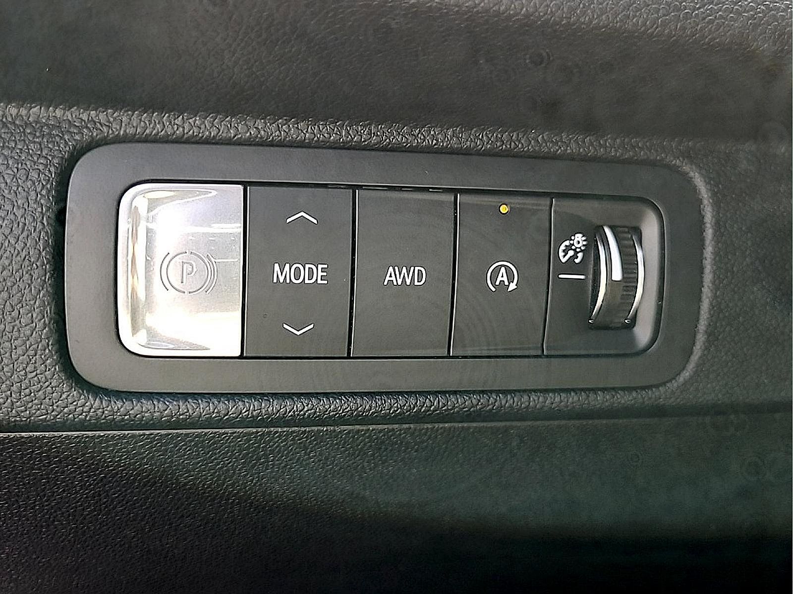 Used 2024 Chevrolet Traverse Z71 w/ Enhanced Driving Package AWD/4WD image 23