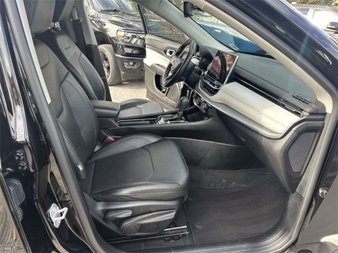 Certified 2022 Jeep Compass Limited image 25