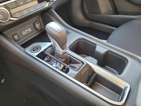 New 2025 Nissan Sentra SV image 19