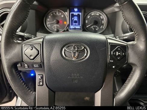 Used 2017 Toyota Tacoma TRD Off-Road w/ Tow Package (A/T) AWD/4WD image 14