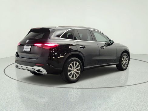 Certified 2026 Mercedes-Benz GLC 300 image 5