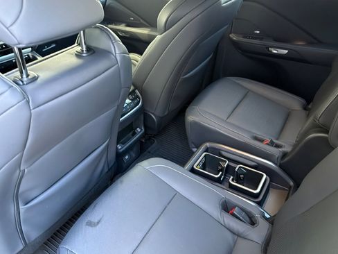 Used 2025 Lexus TX 500h AWD w/ Technology Package image 15