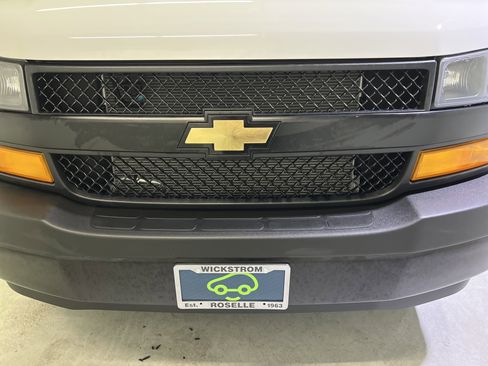 Certified 2024 Chevrolet Express 3500 LS w/ Cold Climate Package RWD image 4