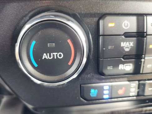 Used 2021 Ford F250 Lariat w/ Lariat Value Package image 30