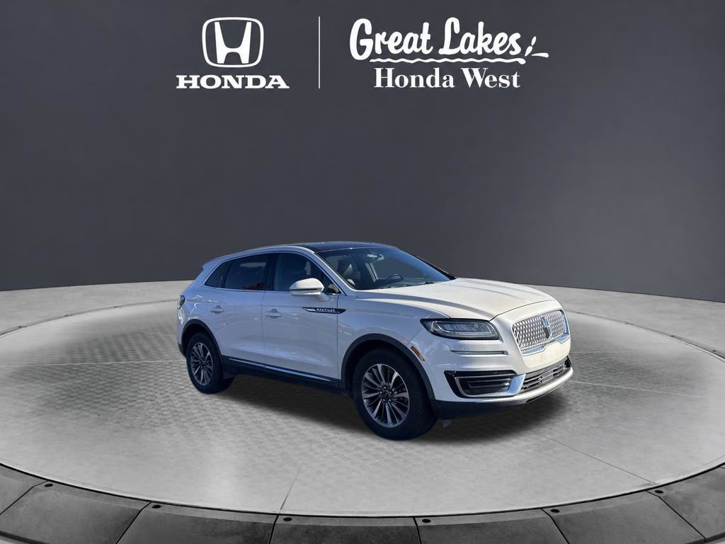Used 2019 Lincoln Nautilus Select AWD/4WD image 4