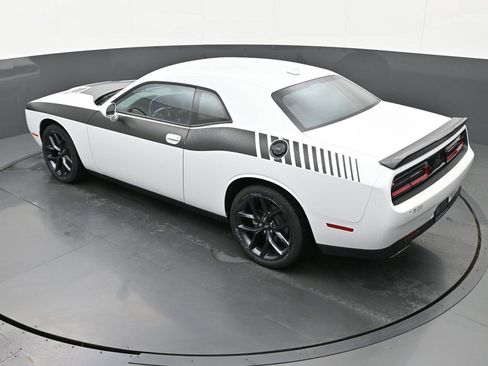 Used 2023 Dodge Challenger SXT w/ Plus Package image 39