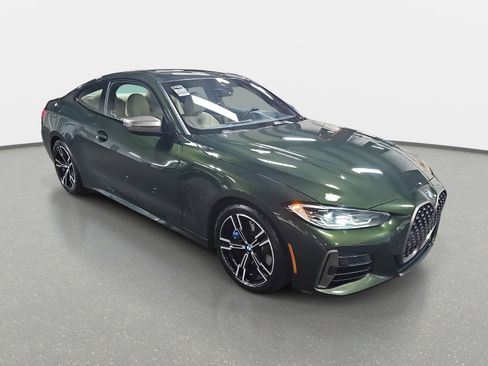 Used 2022 BMW M440i Coupe w/ Premium Package image 3