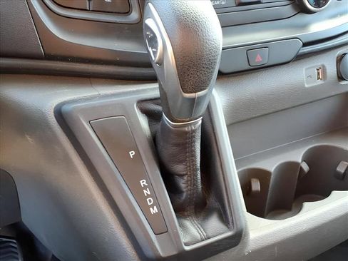 Used 2023 Ford Transit 350 XL image 9