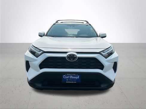 Used 2022 Toyota RAV4 XLE w/ XLE Grade Weather Package AWD/4WD image 3