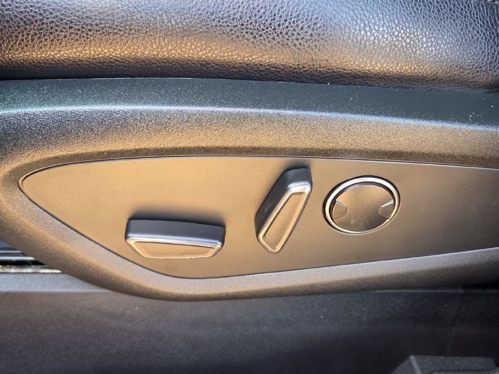 Used 2022 Lincoln Nautilus AWD image 11