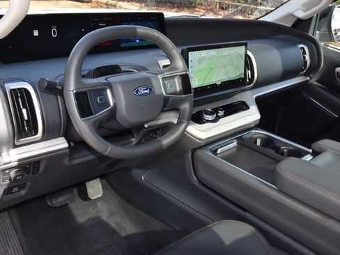 Certified 2025 Ford Expedition Max Active image 35