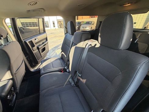 Used 2017 Ford Flex SE FWD image 14