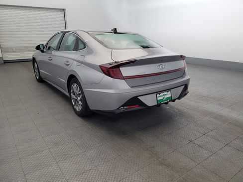 Used 2023 Hyundai Sonata SEL w/ Winter Weather Package FWD image 5