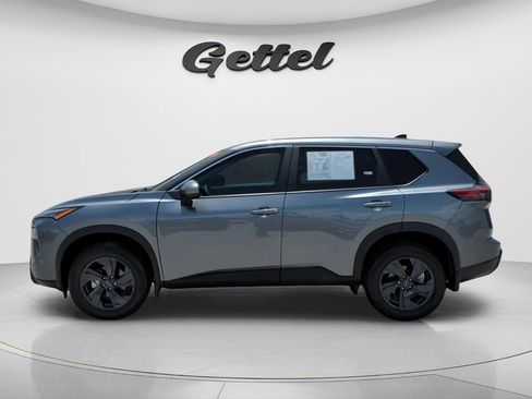 Certified 2026 Nissan Rogue SV FWD image 17