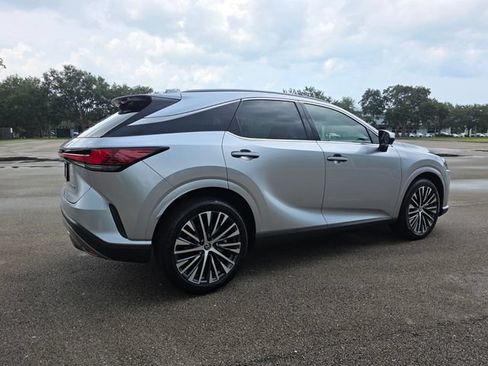 Used 2025 Lexus RX 350 Premium Plus w/ Accessory Package (Z1) FWD image 3