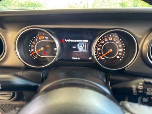 Used 2019 Jeep Wrangler Unlimited Sport S AWD/4WD image 15