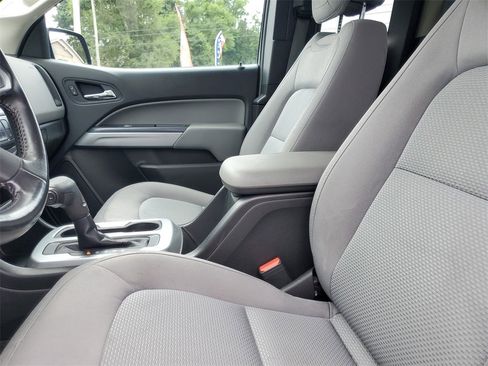 Used 2016 Chevrolet Colorado LT image 16