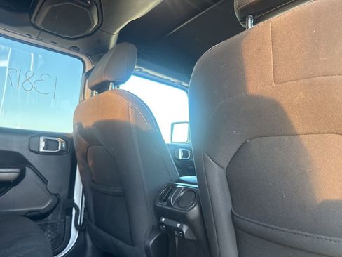 Used 2021 Jeep Wrangler Unlimited Sport image 26