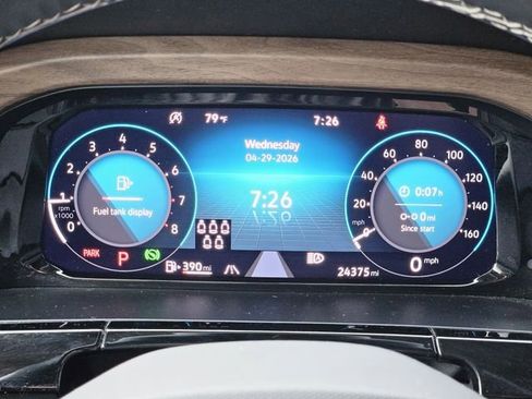 Used 2025 Volkswagen Atlas SE FWD image 19