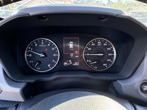 Used 2025 Subaru Crosstrek 2.5i Sport w/ Crosstrek Mirror Package image 20