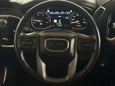 Used 2022 GMC Sierra 2500 Denali w/ Denali Black Diamond Edition AWD/4WD image 15