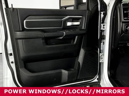 Used 2025 RAM 3500 Big Horn AWD/4WD image 21