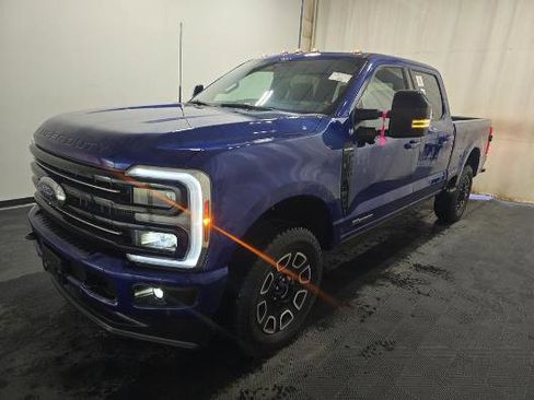 Used 2026 Ford F250 Platinum AWD/4WD image 1