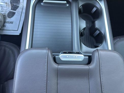 New 2025 Ford Expedition Platinum w/ Platinum Ultimate Package image 17