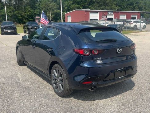 Used 2020 MAZDA MAZDA3 Hatchback FWD image 5