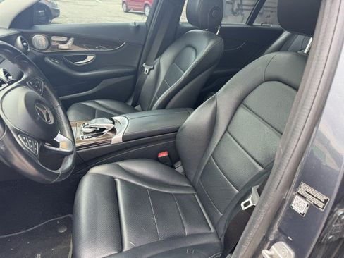 Used 2015 Mercedes-Benz C 300 4MATIC Sedan image 11