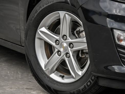 Used 2023 Chevrolet Malibu LS FWD image 4