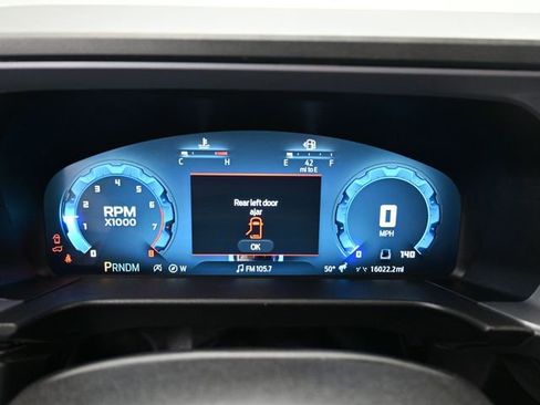 Used 2025 Ford Bronco Sport Badlands image 16