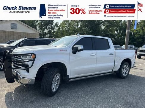 Used 2023 Chevrolet Silverado 1500 LTZ w/ LTZ Premium Package AWD/4WD image 5