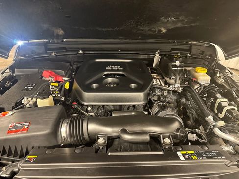 Used 2020 Jeep Wrangler Unlimited Sport image 33