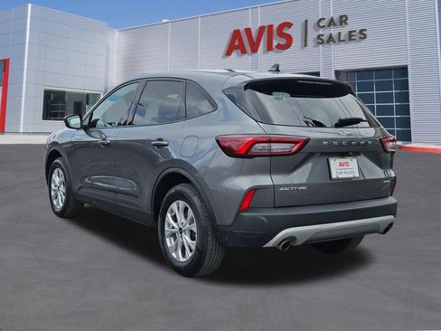 Used 2025 Ford Escape Active AWD/4WD image 3