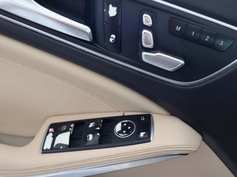 Used 2018 Mercedes-Benz CLA 250 image 27