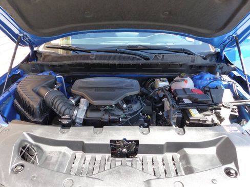 Used 2025 Chevrolet Blazer LT FWD image 15