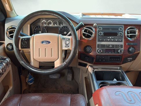 Used 2012 Ford F250 King Ranch w/ King Ranch w/Chrome Pkg AWD/4WD image 7