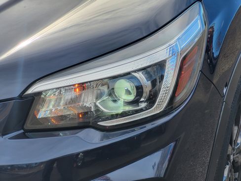 Used 2020 Subaru Forester Sport image 8