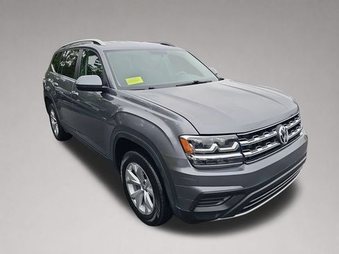 Used 2018 Volkswagen Atlas S FWD image 1