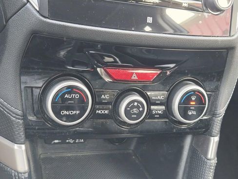 Used 2020 Subaru Forester Limited image 29