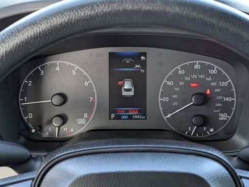 Used 2025 Toyota Corolla Cross L FWD image 21
