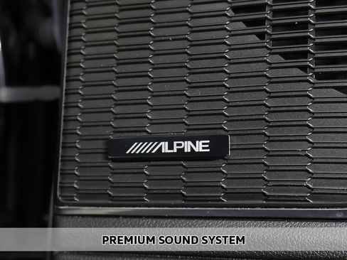 Used 2023 Jeep Grand Cherokee L Overland w/ Luxury Tech Group IV image 5