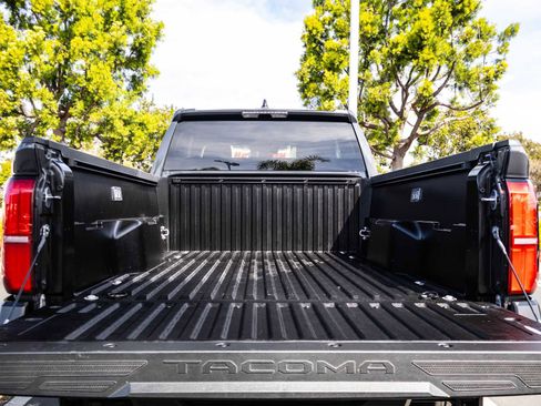 Used 2025 Toyota Tacoma SR w/ SR Upgrade Package image 11