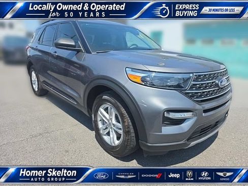 Used 2023 Ford Explorer XLT w/ Equipment Group 202A RWD image 1