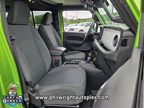 Used 2025 Jeep Wrangler Unlimited Sport AWD/4WD image 19